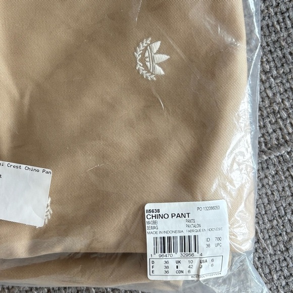 Adidas Beige Logo Chino Pants Size 6 Brand New - Picture 11 of 15